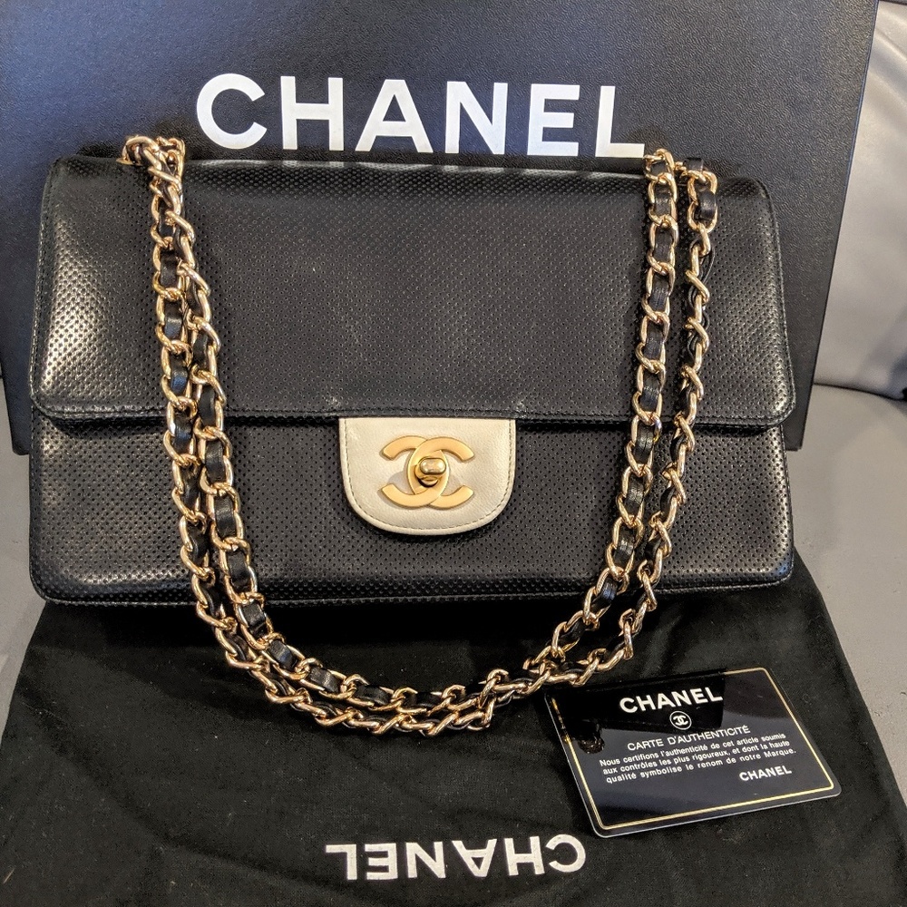 SOLD**Chanel single flap bag black